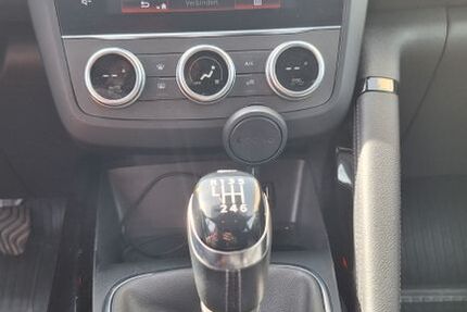 Renault Kadjar 68.000 km 13.500 &euro; München 81737