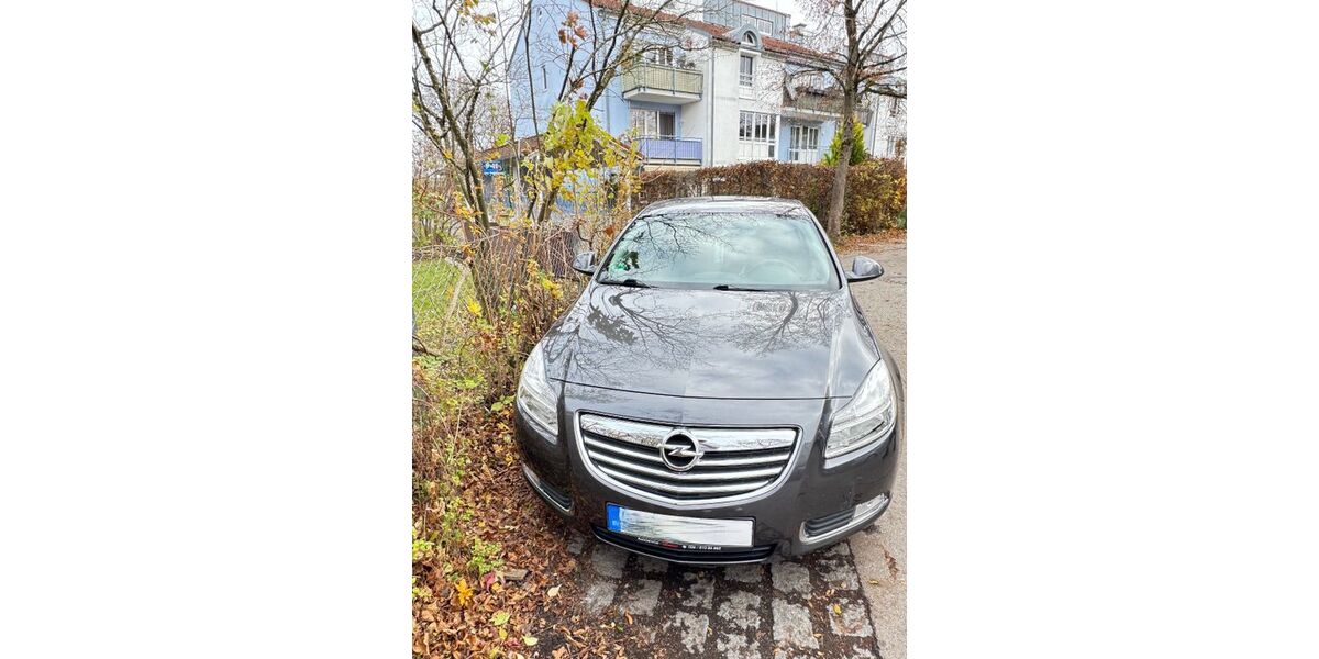 Opel Insignia 165.933 km 1.800 &euro; München 81241