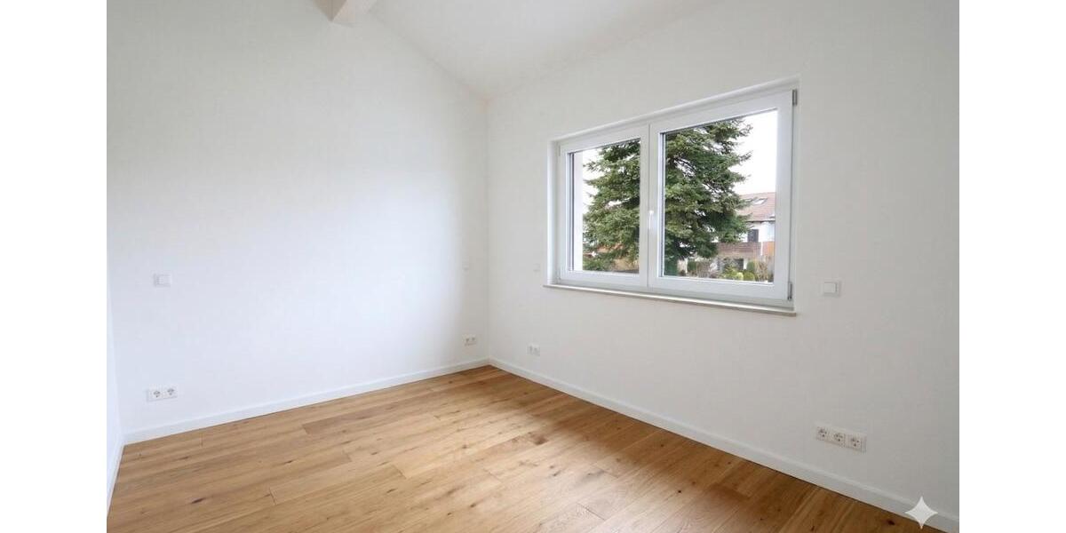 Reihenhaus München Allach-Untermenzing - 4 Zimmer, 130 m&sup2;, 3.100&euro; | Angebot:26317367