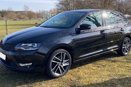 Skoda Rapid 114.117 km 12.000 &euro; München 81379