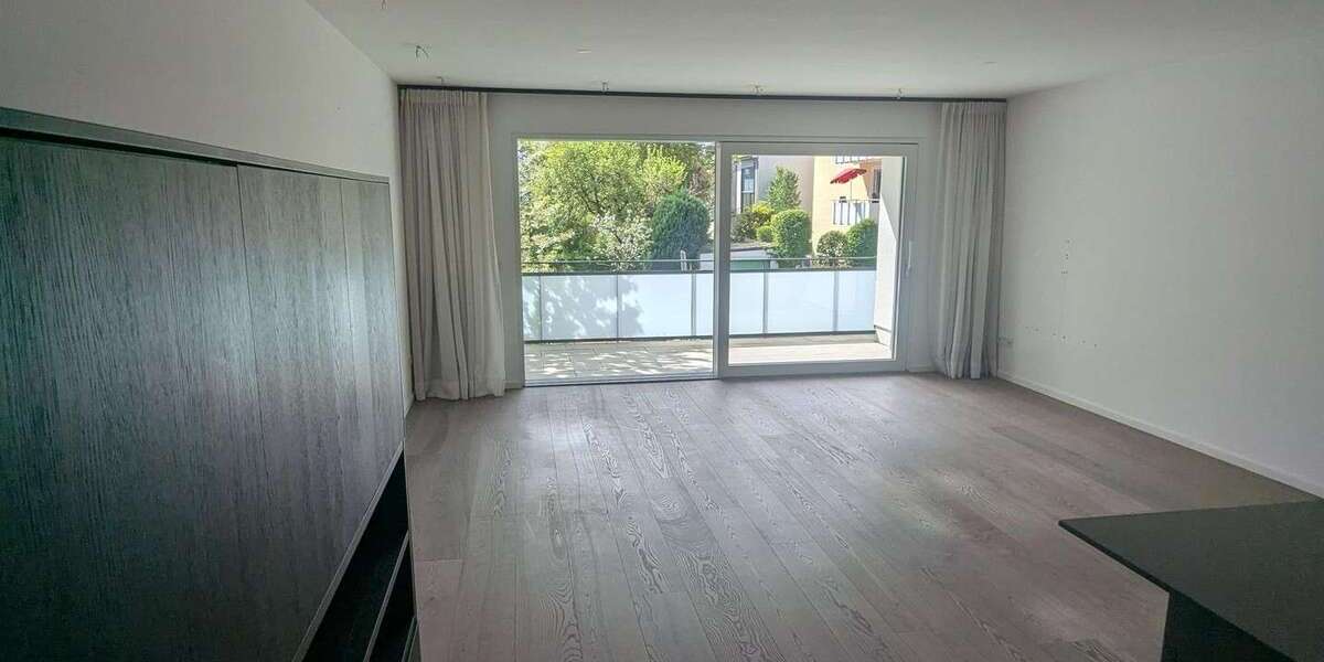 Etagenwohnung München Nymphenburg - 4 Zimmer, 120 m&sup2;, 2.900&euro; | Angebot:26363748