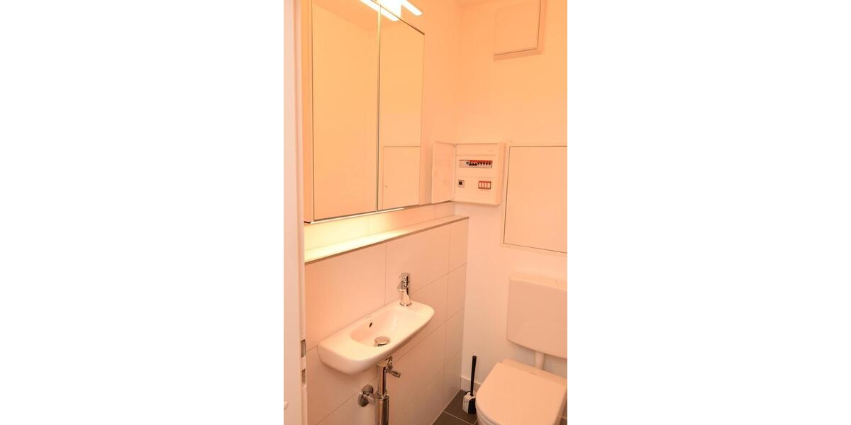 Etagenwohnung Unterhaching - 3 Zimmer, 70 m&sup2;, 1.750&euro; | Angebot:26226424