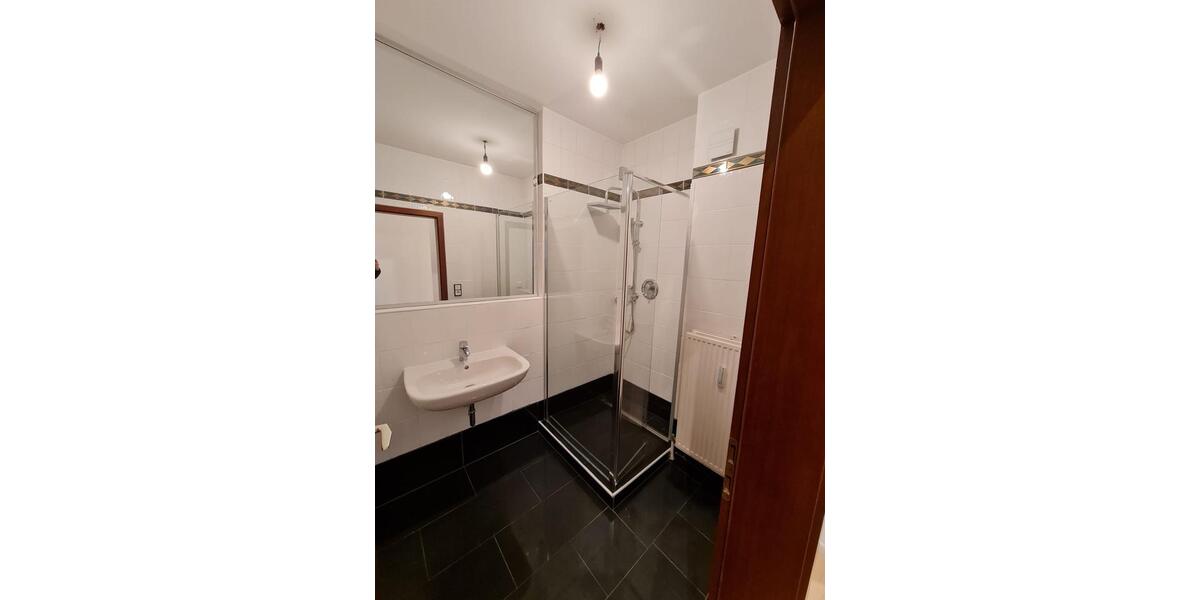 Dachgeschoßwohnung Olching - 2 Zimmer, 41 m&sup2;, 980&euro; | Angebot:26416390
