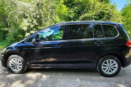 VW Touran 60.000 km 18.500 &euro; München 80935