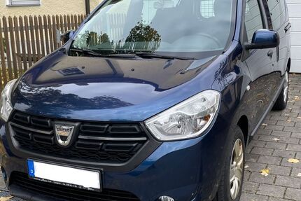 Dacia Dokker 220.000 km 3.990 &euro; München 81677