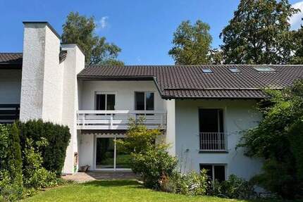 Wohnen am Waldrand Grünwald! Hausensemble in Splitt Level-Bauweise und absolut ruhiger Lage