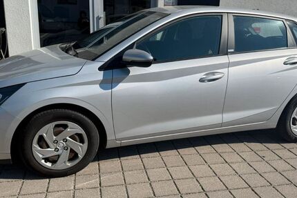 Hyundai i20 72.800 km 12.990 &euro; Straßlach bei München 82064