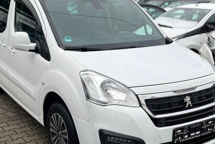 Peugeot Partner 110.000 km 11.499 &euro; Muenchen 81825