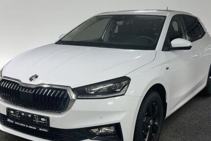 Skoda Fabia 10.600 km 24.360 &euro; München 80687