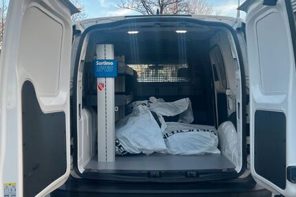 VW Caddy 119.880 km 15.890 &euro; München 81825