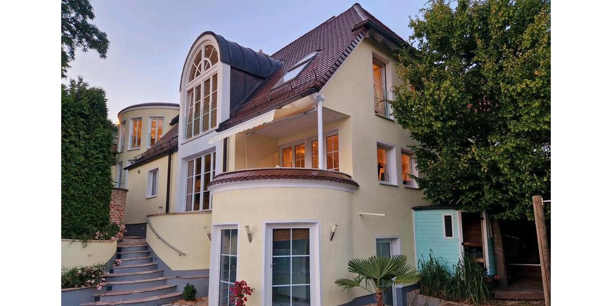 Villa München Nymphenburg - 9 Zimmer, 350 m&sup2;, 1.795.000&euro; | Angebot:26850848