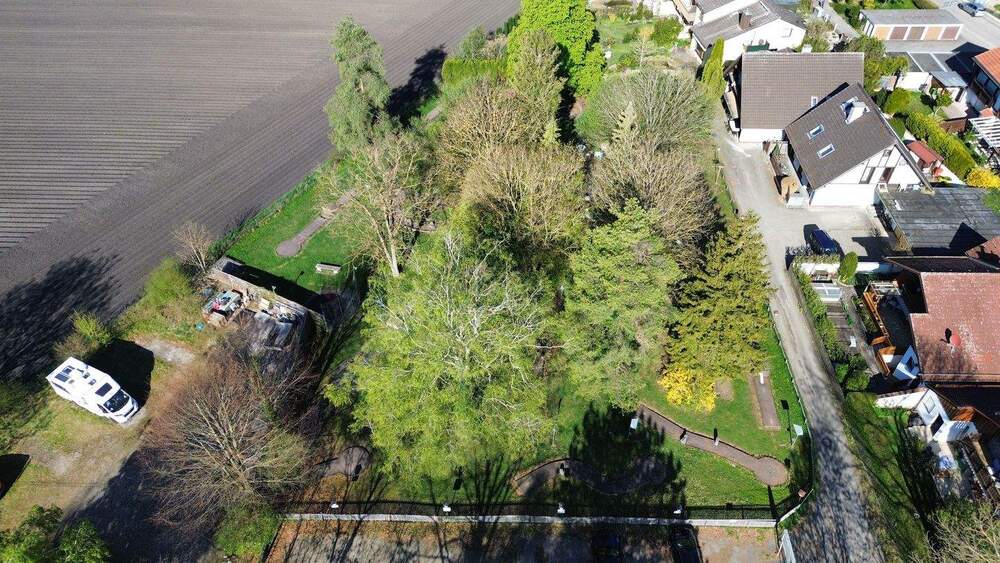 Exklusives Wohnen am Olchinger See - Zwei Häuser auf ca. 4.000 m² Grundstück & traumhaftem Seeblick! 8 zimmer