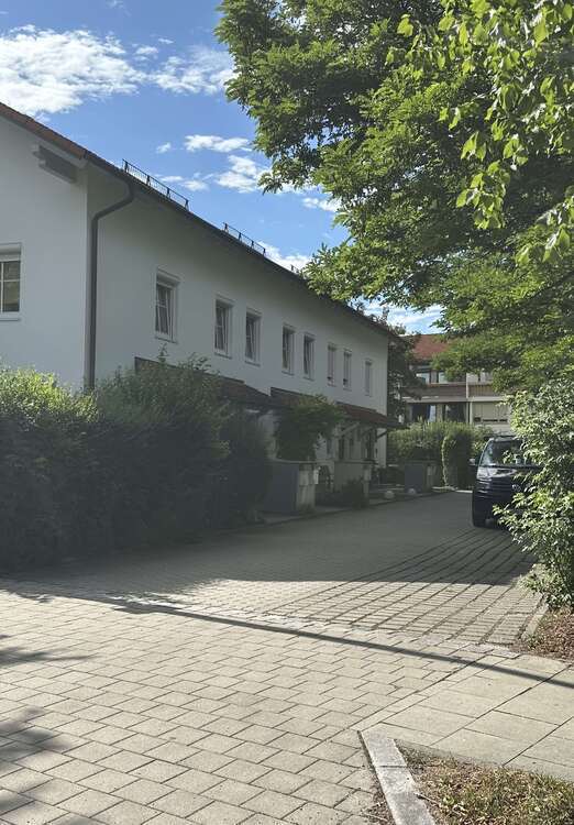 Haus zum Mieten in Kirchheim b. München 2.200 € 130.4 m²