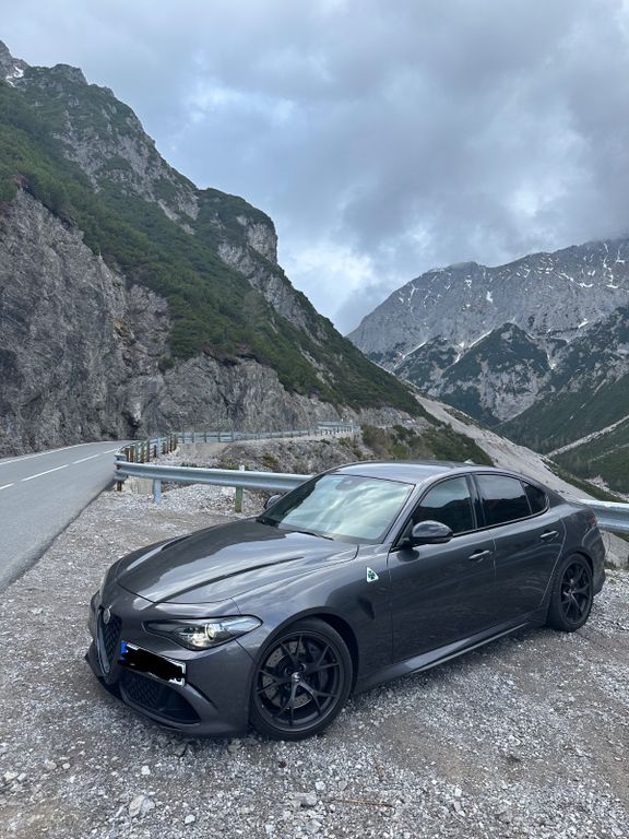 Alfa Romeo Giulia 81.000 km 53.900 € München 80809