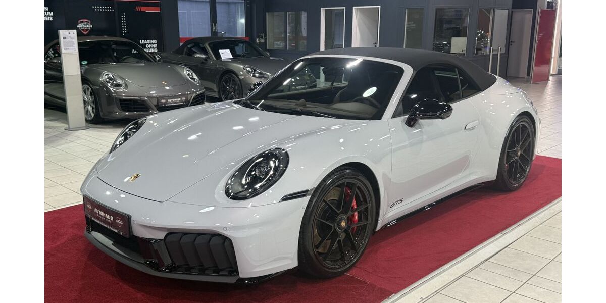 Porsche 992 2.195 km 189.990 &euro; Unterschleißheim 85716