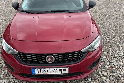 Fiat Tipo 162.514 km 5.700 &euro; Ismaning 85737