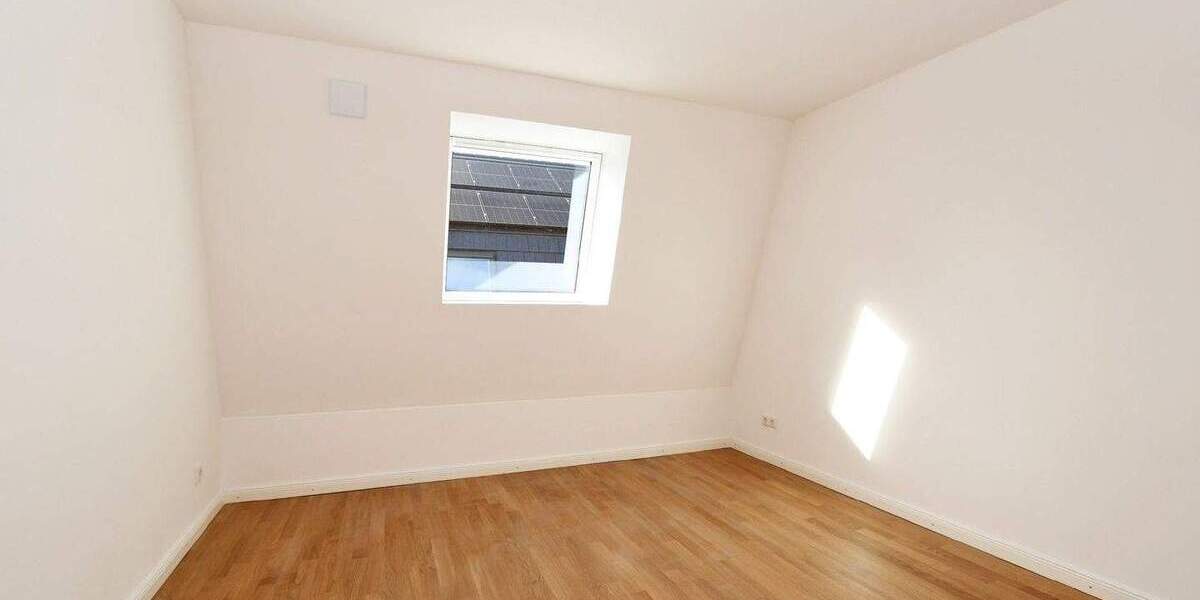 Etagenwohnung München Ramersdorf-Perlach - 4 Zimmer, 123 m&sup2;, 2.659&euro; | Angebot:25275727