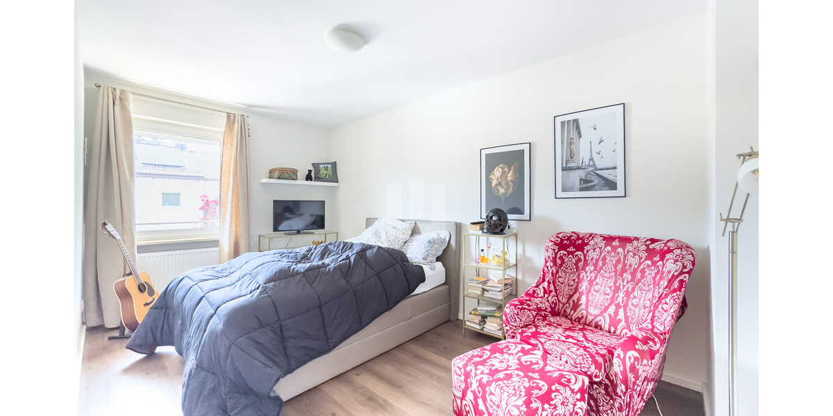 WINDISCH - Saniertes REH mit geh. Ausstattung und Wellnessbereich zentral & ruhig in Eichenau - Reihenendhaus Eichenau | Angebot:24662345