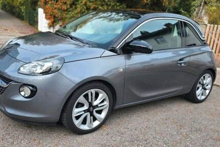 Opel Adam 40.997 km 10.900 &euro; München 81243