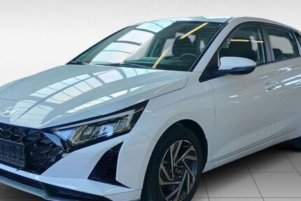 Hyundai i20 11.635 km 17.990 &euro; München 81677