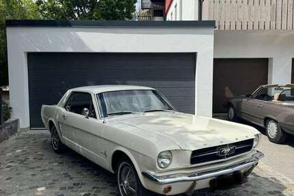 Ford Mustang 144.000 km 26.669 &euro; höhenkirchen-Siegertsbrunn 85635