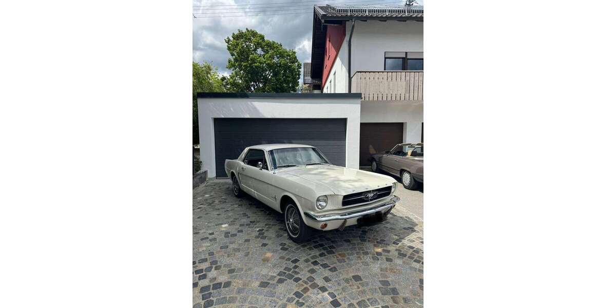 Ford Mustang 144.000 km 26.669 &euro; höhenkirchen-Siegertsbrunn 85635