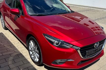Mazda 3 138.766 km 12.500 &euro; Haar/München 85540