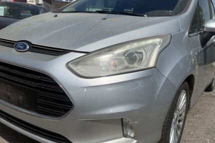 Ford B-Max 140.500 km 2.999 &euro; München 81243
