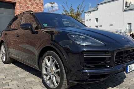 Porsche Cayenne 92.300 km 59.900 &euro; Unterföhring 85774