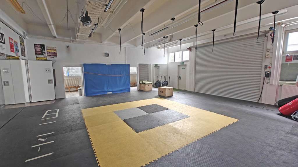 Halle in Puchheim 3.841,20 € 388 m² zimmer