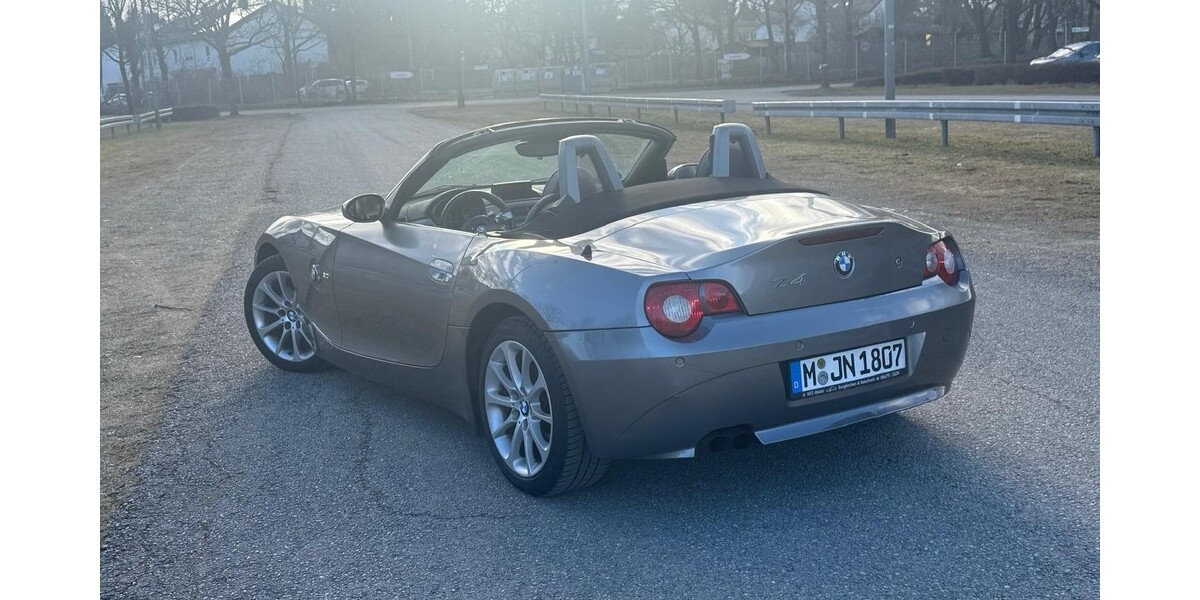 BMW Z4 289.000 km 6.999 &euro; München 80313