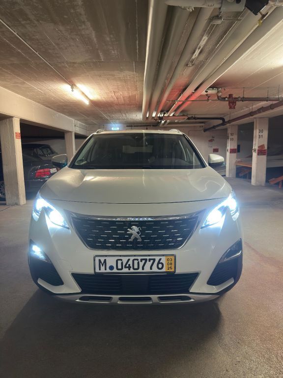Peugeot 3008 75.359 km 19.600 € München 80805