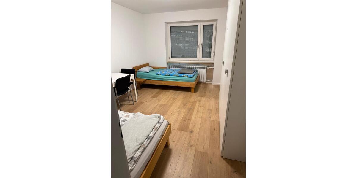 Erdgeschoßwohnung Germering - 4 Zimmer, 88 m&sup2;, 300&euro; | Angebot:25235075