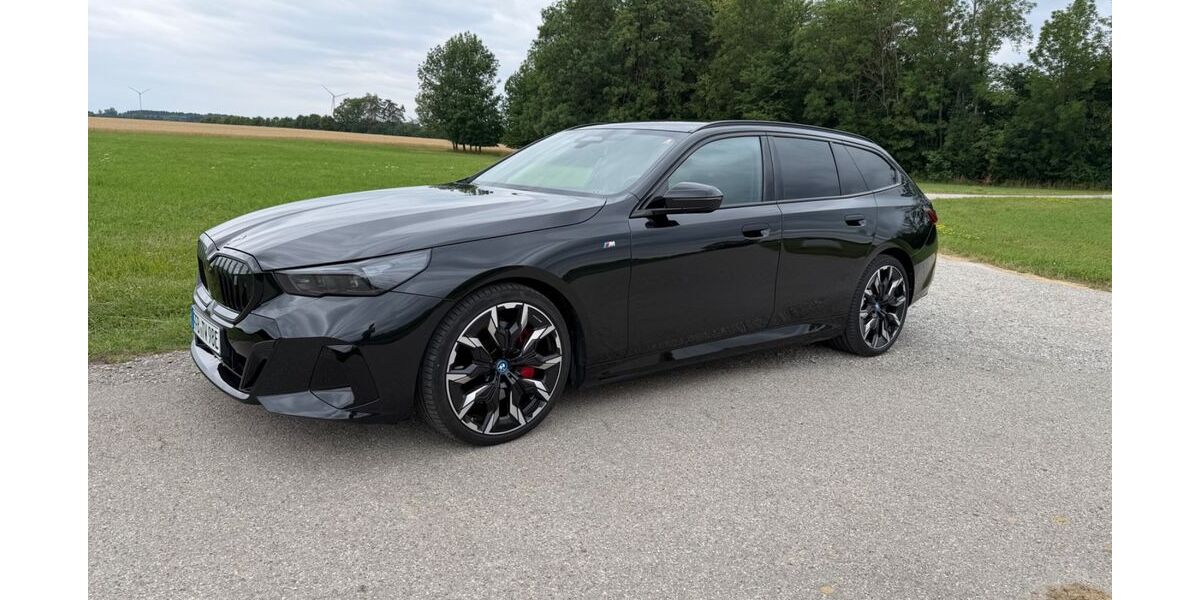 BMW i5 19.950 km 65.999 &euro; Überacker 82216