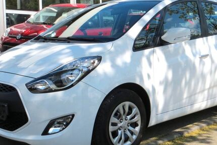 Hyundai ix20 38.850 km 10.999 &euro; München 81825