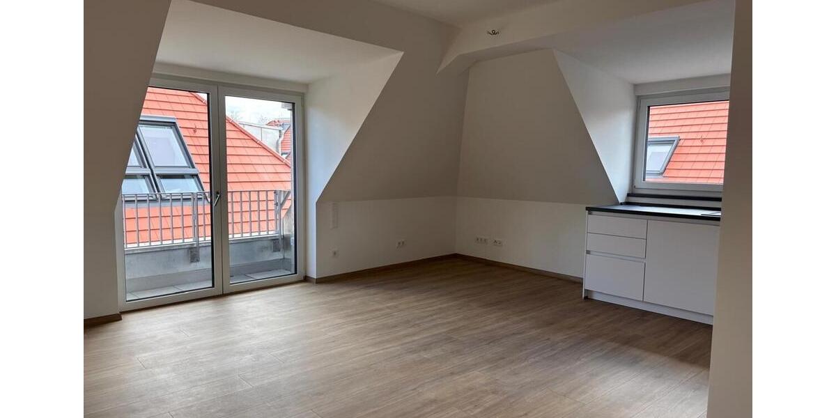 Dachgeschoßwohnung München Thalkirchen-Obersendling-Forstenried-Fürstenried-S - 2 Zimmer, 52 m&sup2;, 1.586&euro; | Angebot:26279394