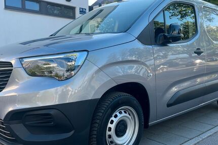 Opel Combo 39.981 km 14.990 &euro; München 81825