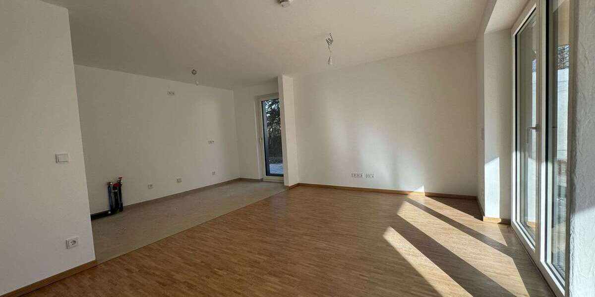 Wohnung zum Mieten in Höhenkirchen-Siegertsbrunn 1.690 € 80 m² 3 zimmer