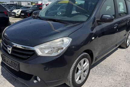 Dacia Lodgy 160.000 km 2.990 &euro; München 81829