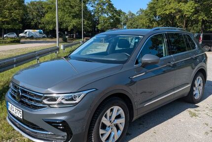 VW Tiguan 81.000 km 27.000 &euro; München 81373