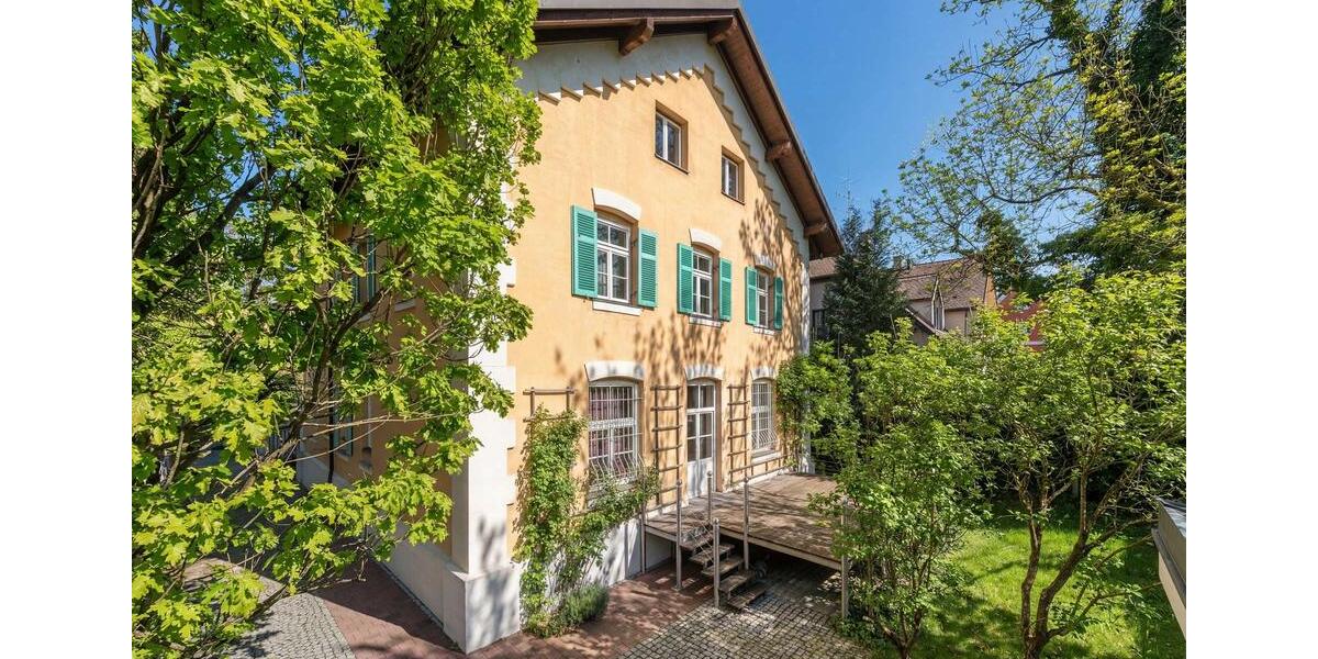 Villa München Nymphenburg - 9 Zimmer, 389 m&sup2;, 9.900&euro; | Angebot:25255917