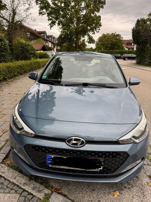 i20
