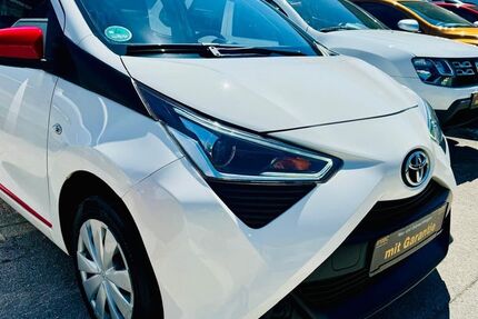 Toyota Aygo (X) 54.000 km 6.990 &euro; München 81825