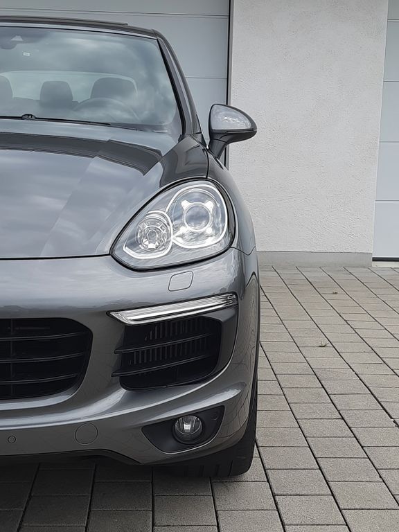 Porsche Cayenne 68.221 km 56.999 € Kirchheim bei München 85551