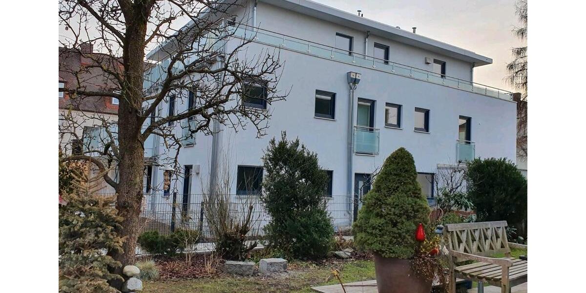 Einfamilienhaus München Am Riesenfeld - 2.5 Zimmer, 140 m&sup2;, 2.700&euro; | Angebot:25632244