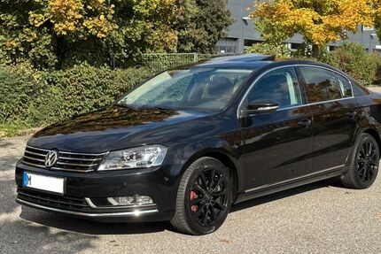 VW Passat 277.000 km 8.490 € München 81477