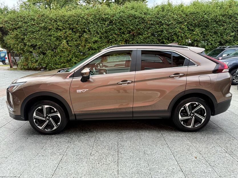 Mitsubishi Eclipse Cross 44.000 km 19.980 € München 81827