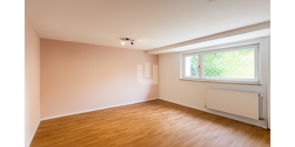 Für den Käufer provisionsfrei! - EFH für große Familien zentral in Gröbenzell-Nord, frei ab 1.7.2026 - Einfamilienhaus Gröbenzell | Angebot:23684518