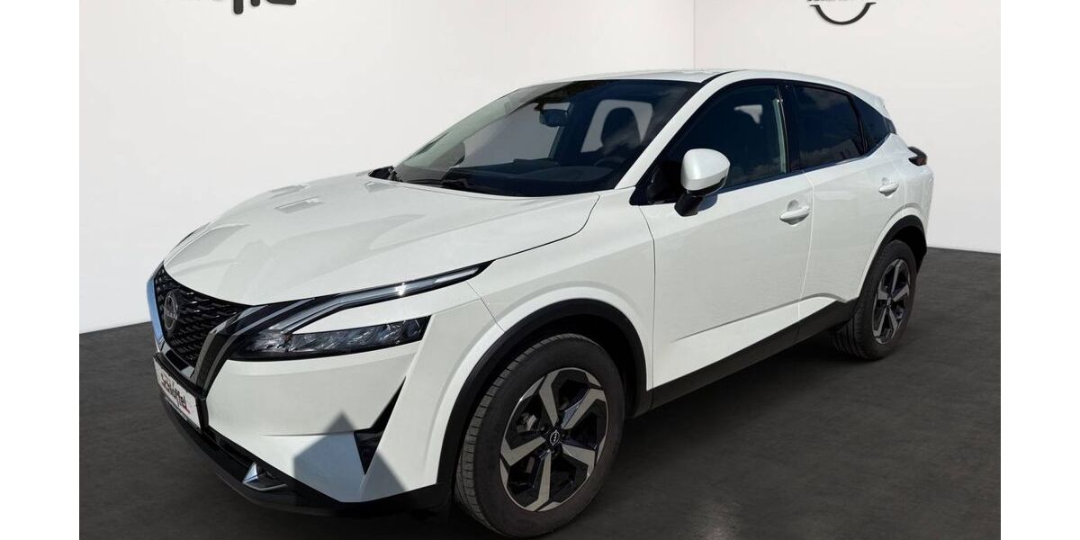 Nissan Qashqai 25.938 km 24.890 &euro; Kirchseeon 85614