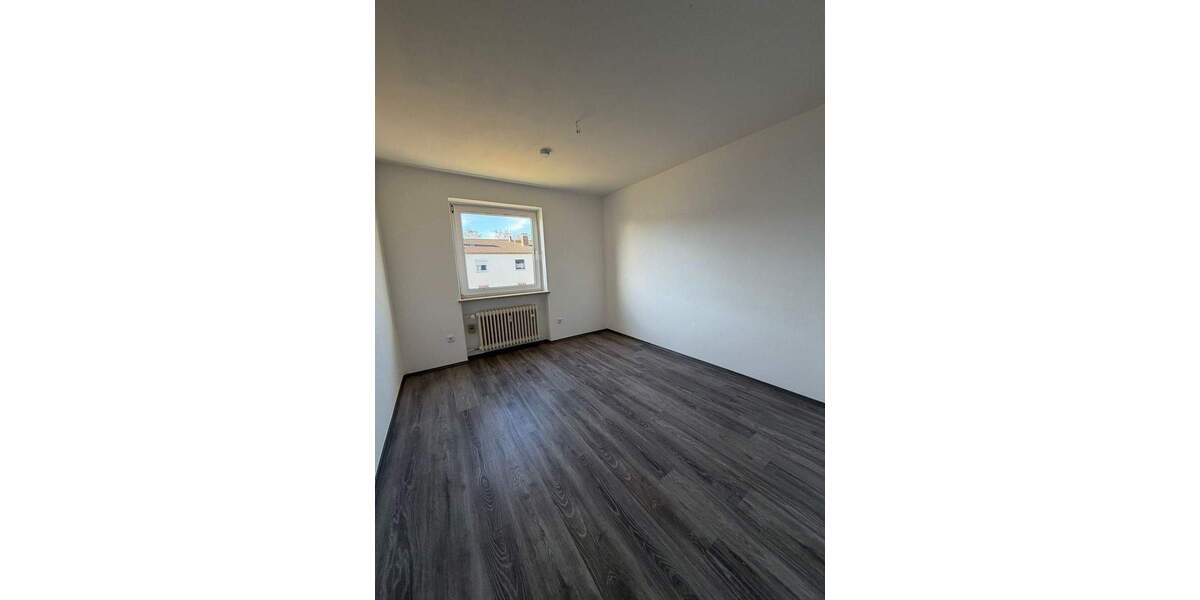 Etagenwohnung Kirchseeon Eglharting - 3 Zimmer, 70 m&sup2;, 1.099&euro; | Angebot:25566477